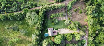 Tropical Paradise, Deluxe Duplex Cabin nestled in the majesty of the mountains