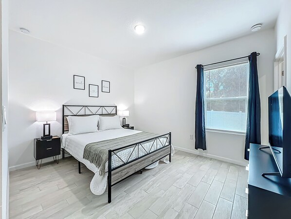 3 bedrooms, iron/ironing board, travel cot, free WiFi