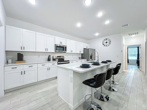 Fridge, microwave, oven, stovetop