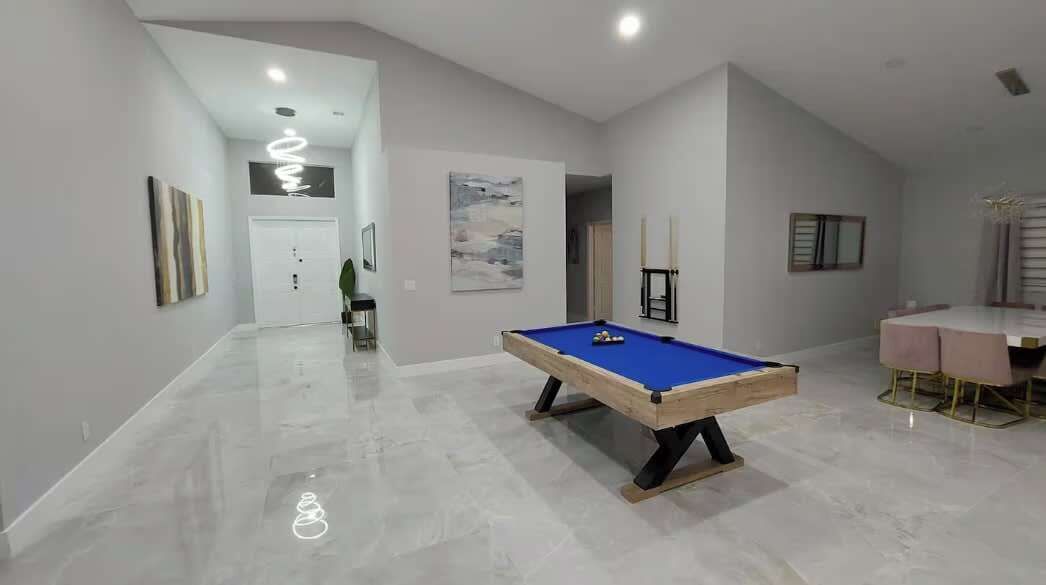 Spielezimmer