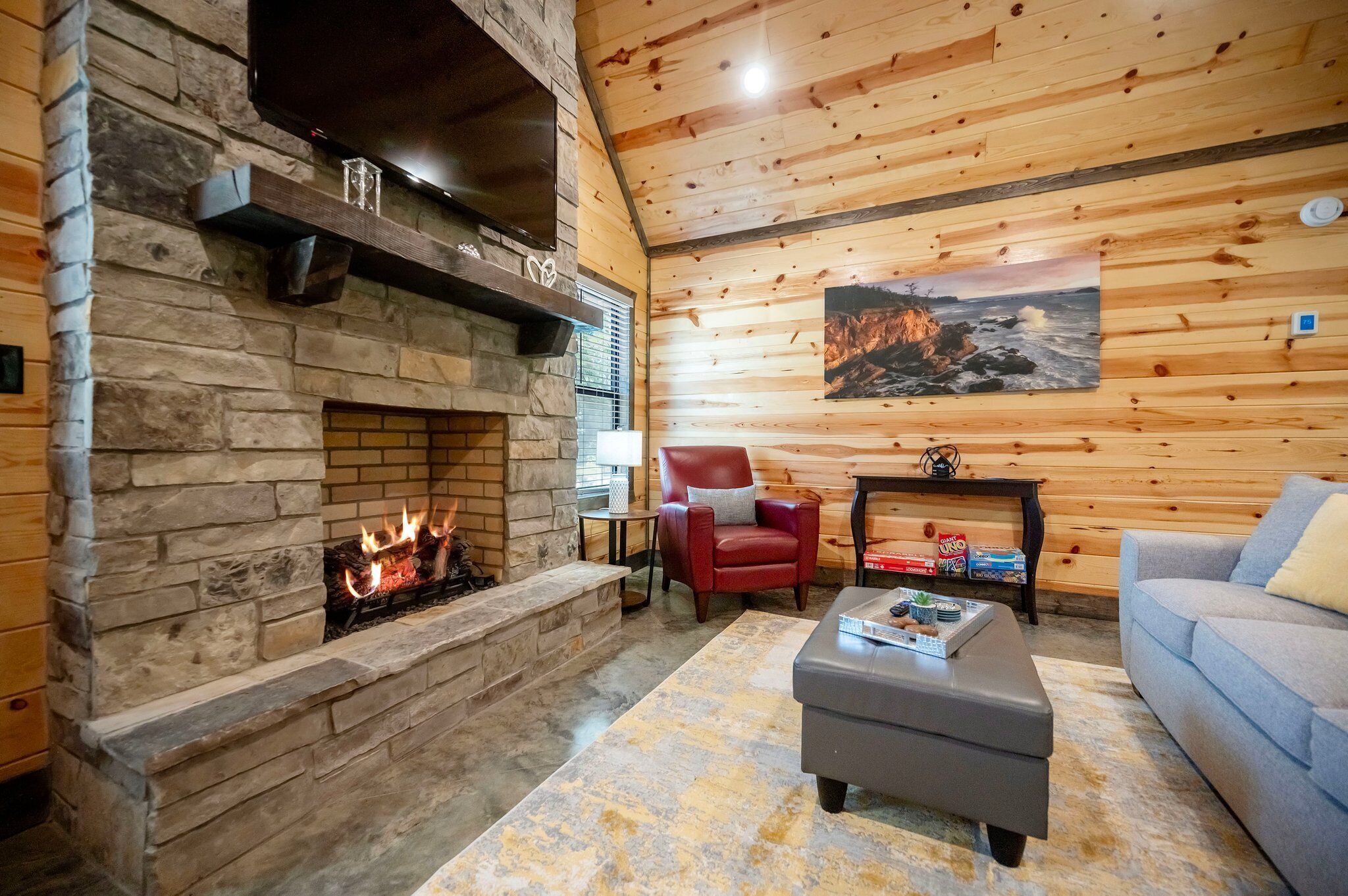 Una Smart TV, una chimenea
