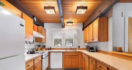 Silver Moose Condo