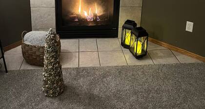 Kid-friendly cozy 2-bedroom, 2.5bath townhouse