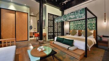 Superior Double Room, Garden View | Desk, free WiFi