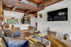 Smart TV, fireplace, video games