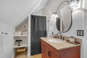 Hair dryer, towels