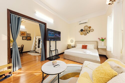 Alula Residence Homestay