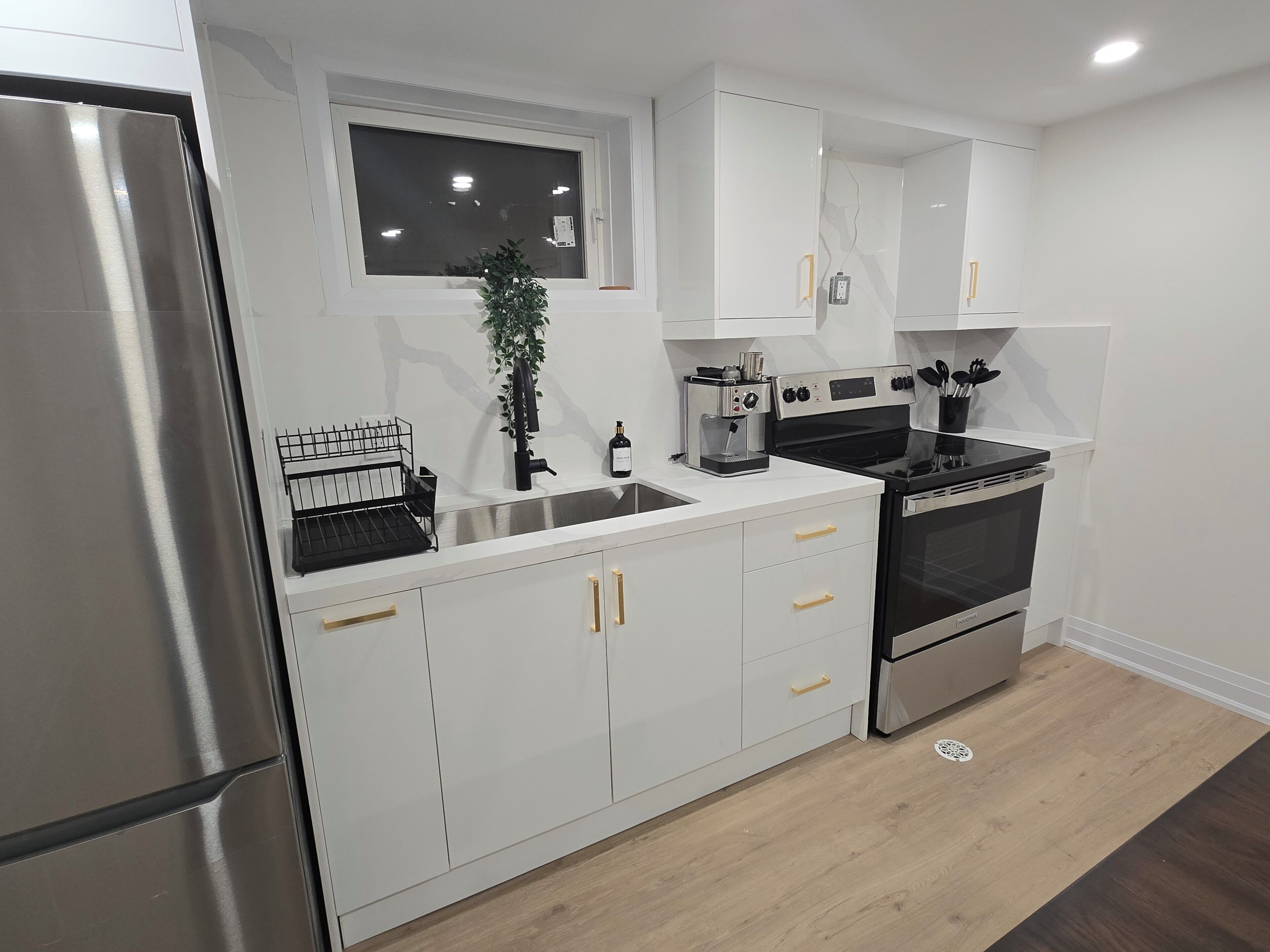 Microwave, oven, dishwasher