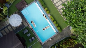 Outdoor pool - Rue DeuxVilles Villa (Loon)