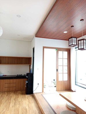 Private kitchen - Villa Shizuka (Garut)
