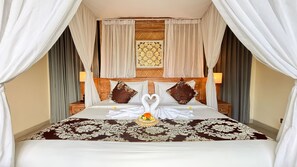 Villa, 2 Queen Beds, Private Pool, Pool View