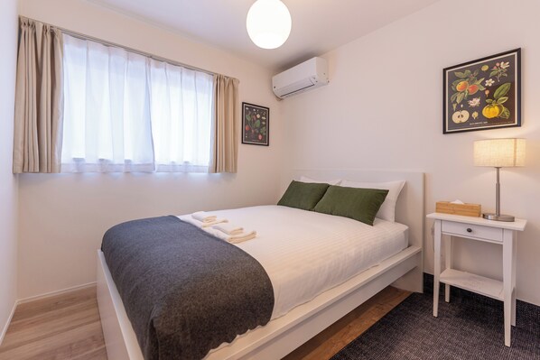 Comfort huis, niet-roken, balkon | Verduisterende gordijnen, gratis wifi, beddengoed
