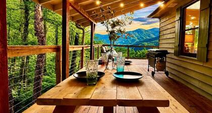Above the Clouds Cabin, Your luxury mountain retreat