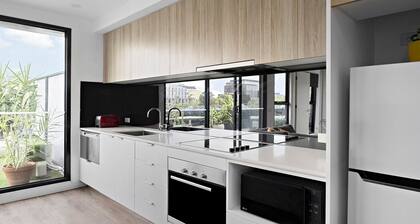 Richmond Retreat - unbeatable convenience and lifestyle at your doorstep