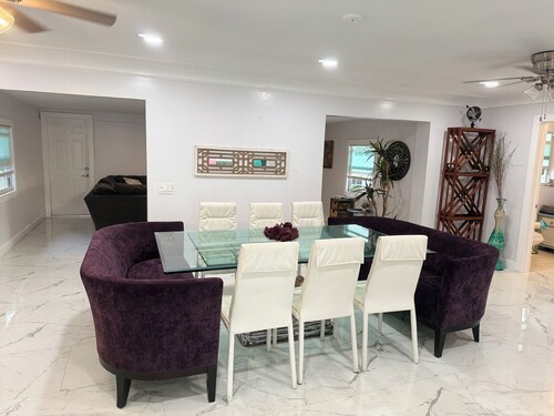 Coconut Trail Resort, Hot Tub, sleeps 14, free early check in option