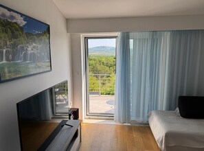 House (Holiday Home Eros) | Living room | 32-inch flat-screen TV with satellite channels