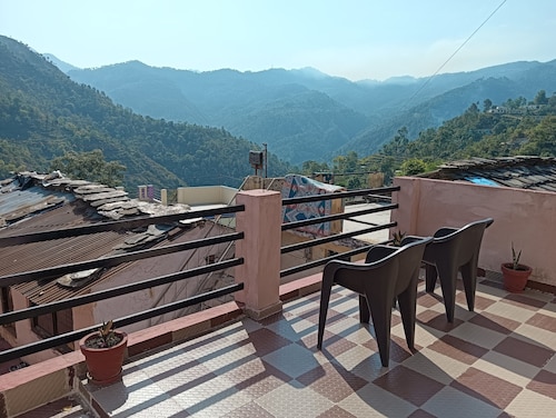 Enchanting 1-bedroom house in Kandali