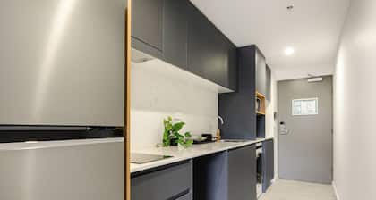 THE PARK OASIS BURWOOD