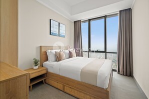 Laptop workspace, iron/ironing board, free WiFi - Terava by Kozystay - Kemayoran (Jakarta)