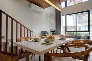 Dining - Villa Palaia, at the hearth of Canggu (Bali)