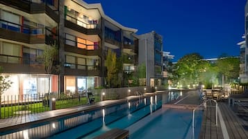Apartment | Pool | Seasonal outdoor pool