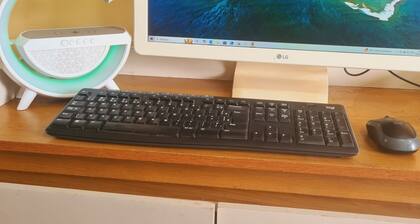 House in Campo Grande RJ With air conditioning and computer.