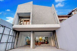 Fachada de la propiedad