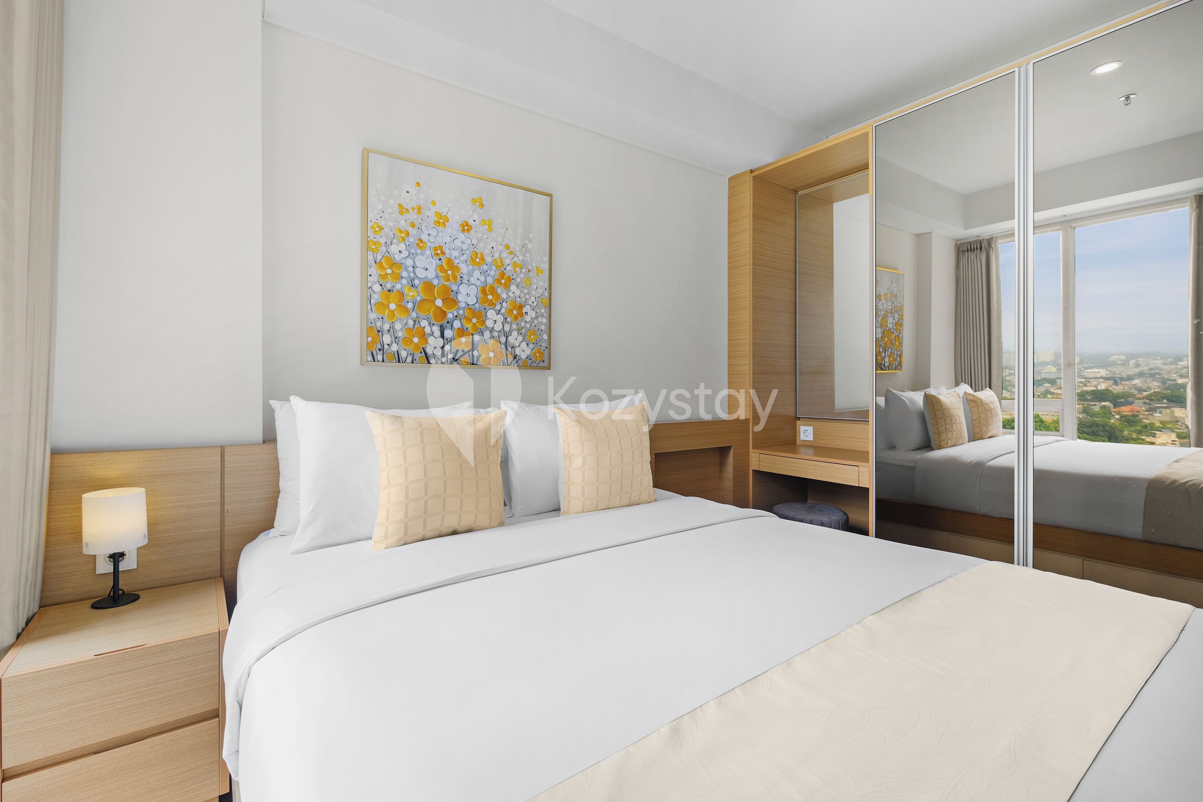 Apartment, 2 Bedrooms, City View | Laptop workspace, iron/ironing board, WiFi (free)