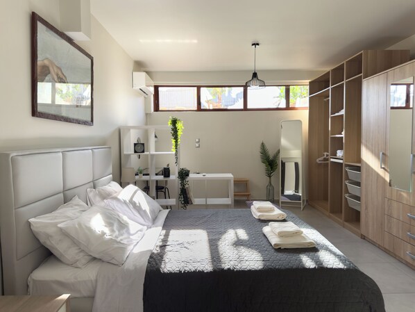 2 chambres, fer et planche à repasser, Wi-Fi, draps fournis