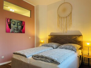 2 dormitorios, tabla de planchar con plancha, wifi y ropa de cama