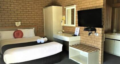 Country Home Motor Inn