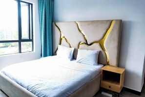 2 makuuhuonetta, silitysrauta/-lauta, Wi-Fi, vuodevaatteet