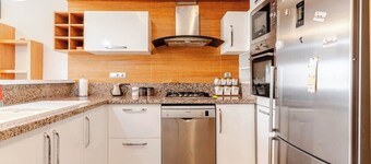 3-bedroom private garden apartment in amazing Kusadasi with WiFi, pool, AC