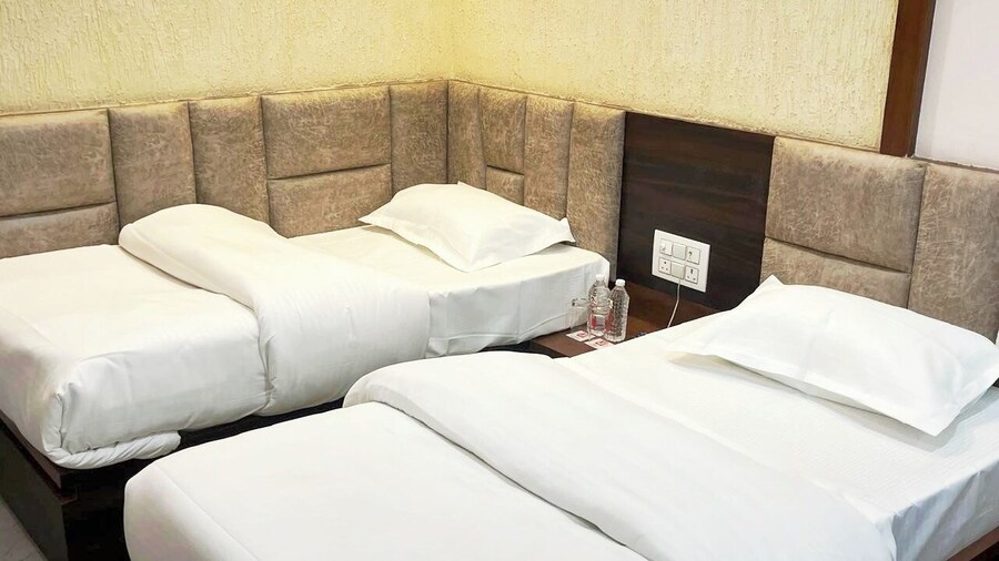 Hotel jageshwari inn