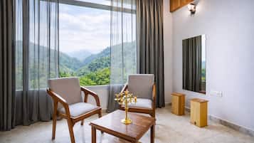 Family Double Room | Iron/ironing board, bed sheets