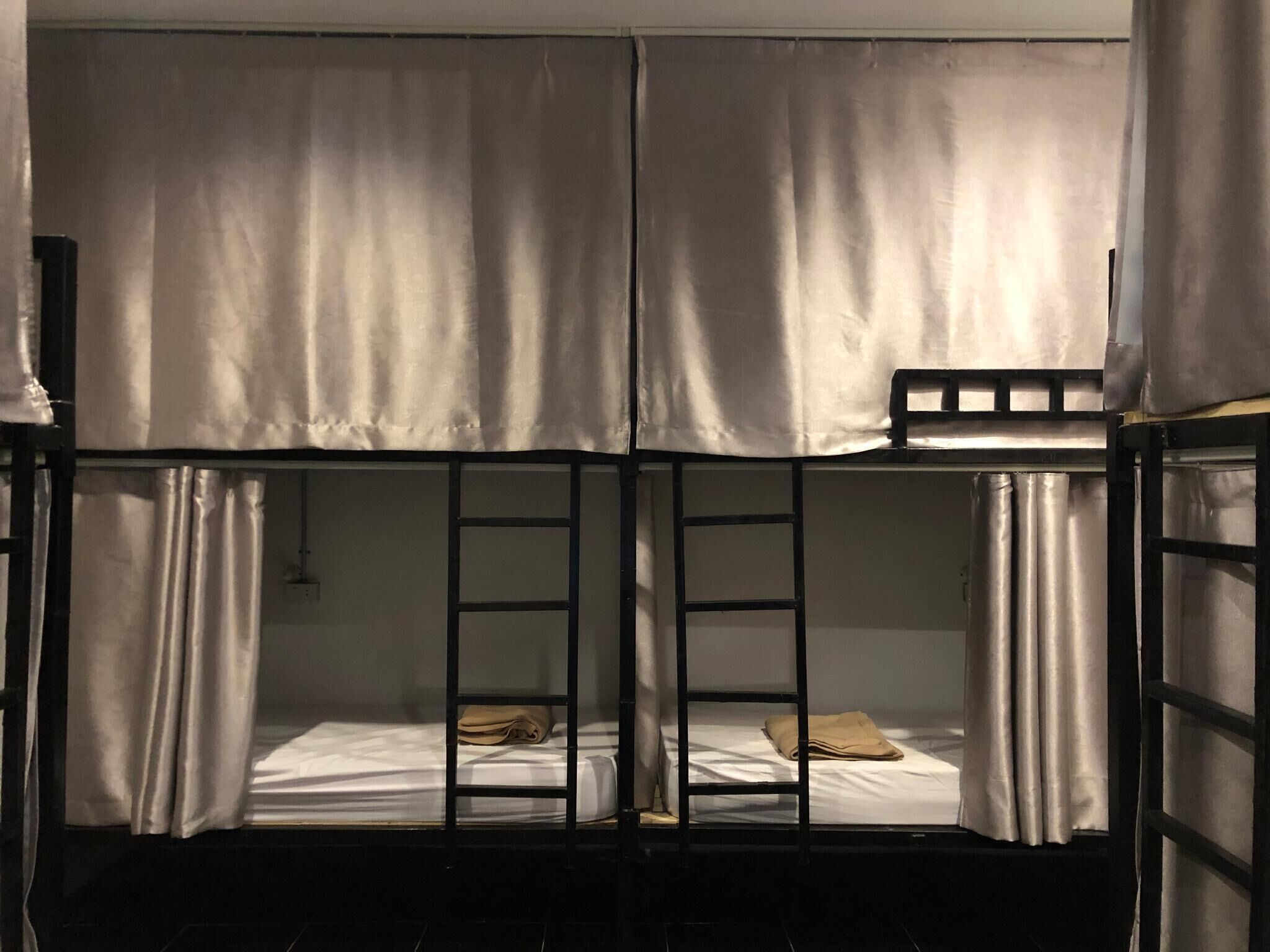 Shared Dormitory | Free WiFi