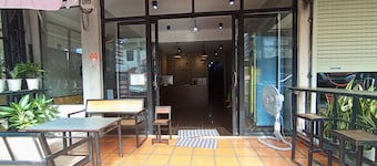 Funkymonkey Cafe&hostel