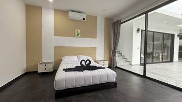 5 bedrooms, WiFi, bed sheets