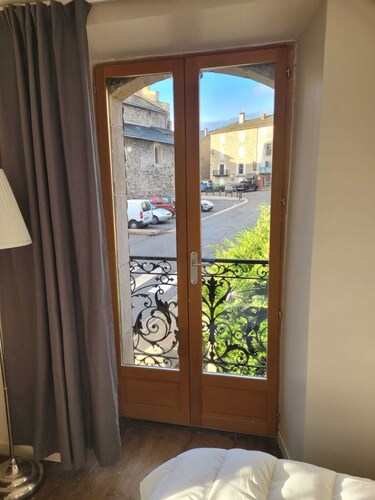 C'est dans notre Cocoon face au coeur du Village de formiguere.