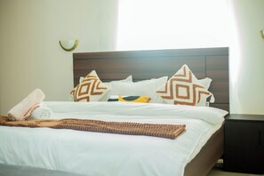 3 Schlafzimmer, Schreibtisch, Bügeleisen/Bügelbrett, kostenloses WLAN