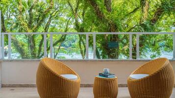 Riverside Twin Room with Balcony & Bathtub | View from room