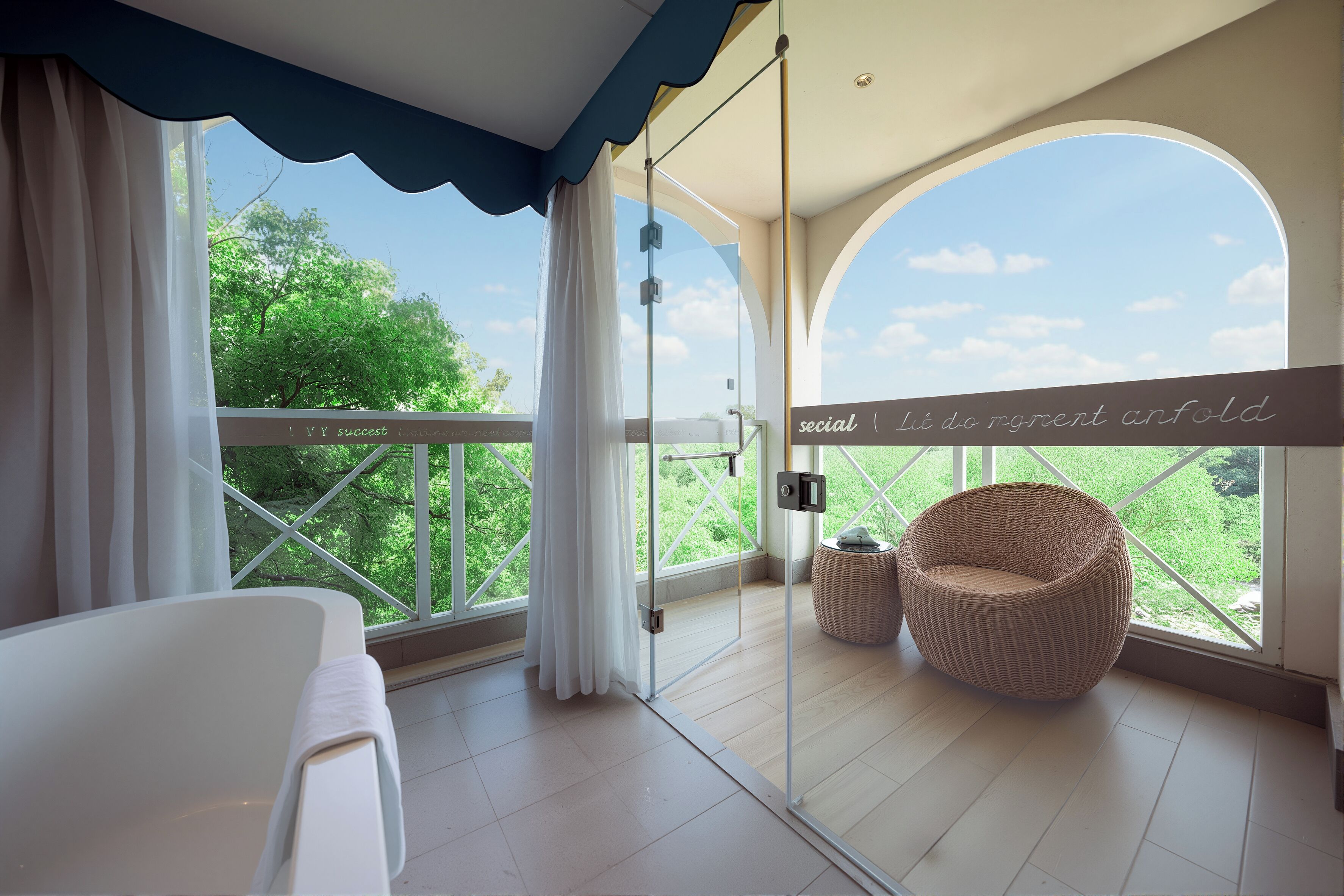 Riverside Double Room with Balcony&amp; Bathtub | View from room