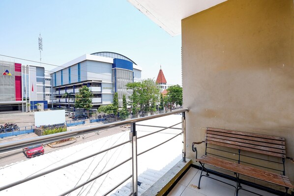 Lobby - Hotel O Peaceful Residence (Semarang)