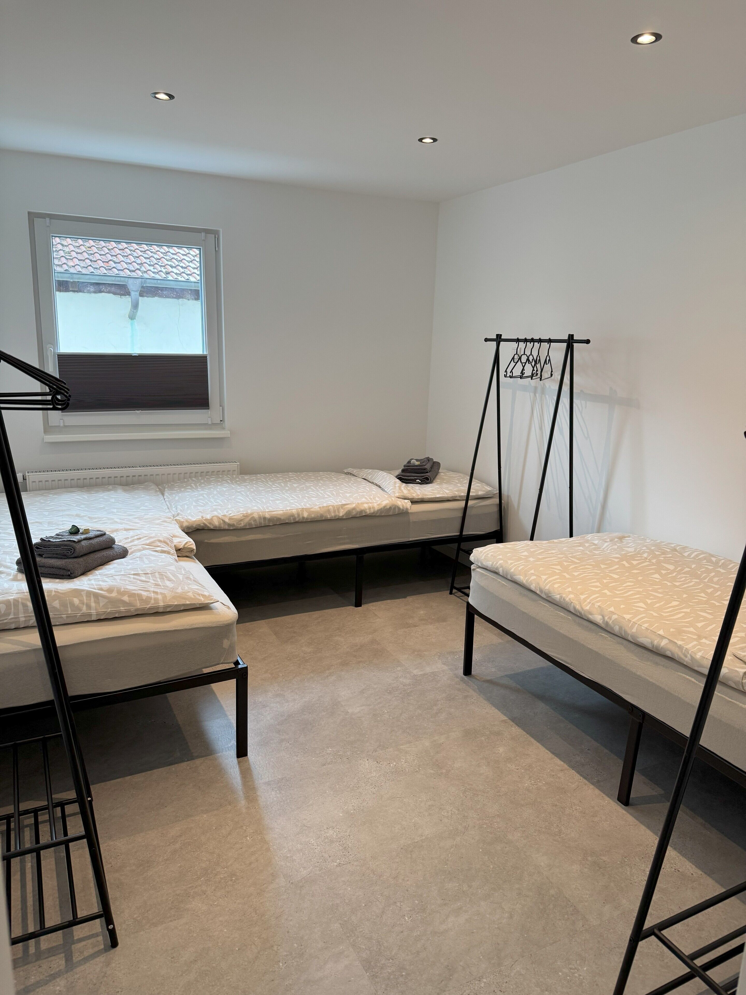 2 camere, culla da viaggio, Wi-Fi gratuito, lenzuola