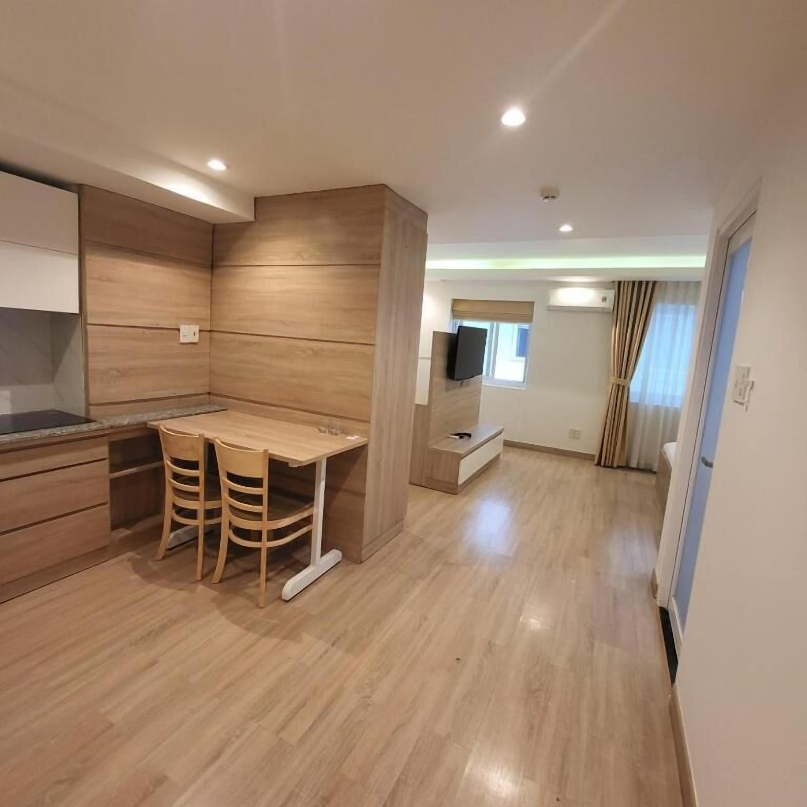Habitación doble superior, 1 cama de matrimonio | Ropa de cama hipoalergénica, minibar, escritorio