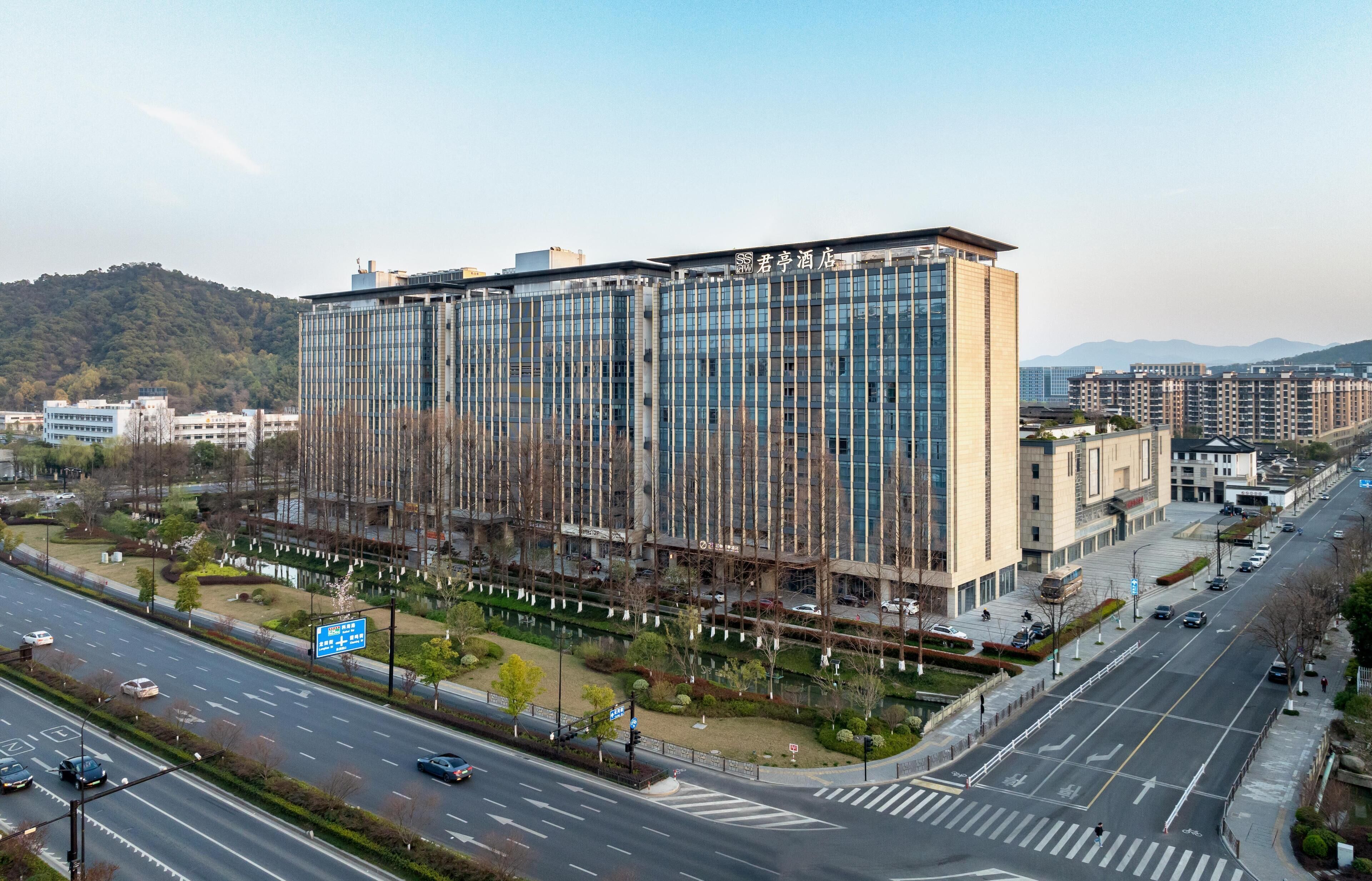 บริเวณภายนอก