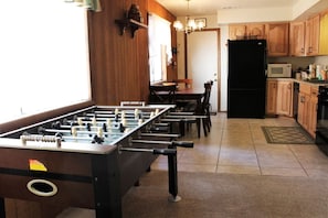 特色小屋, 3 間臥室, 壁爐 | 私人廚房 | 雪櫃、微波爐、焗爐、爐具