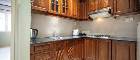 Microwave, stovetop