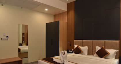 HOTEL JP INN SITAPUR