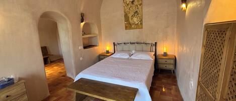 1 室のベッドルーム、WiFi、ベッドシーツ